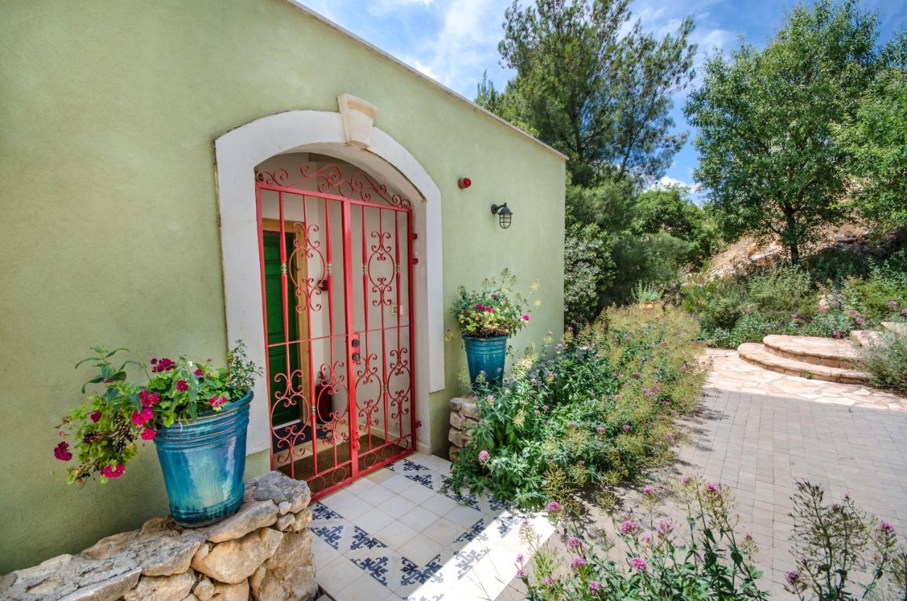 Jasmin Suite סוויטת יסמין Amirim Exterior photo